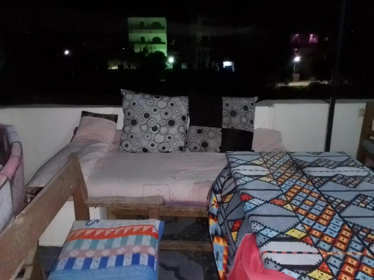 One Love Guesthouse & Restaurant Luksor Zewnętrze zdjęcie
