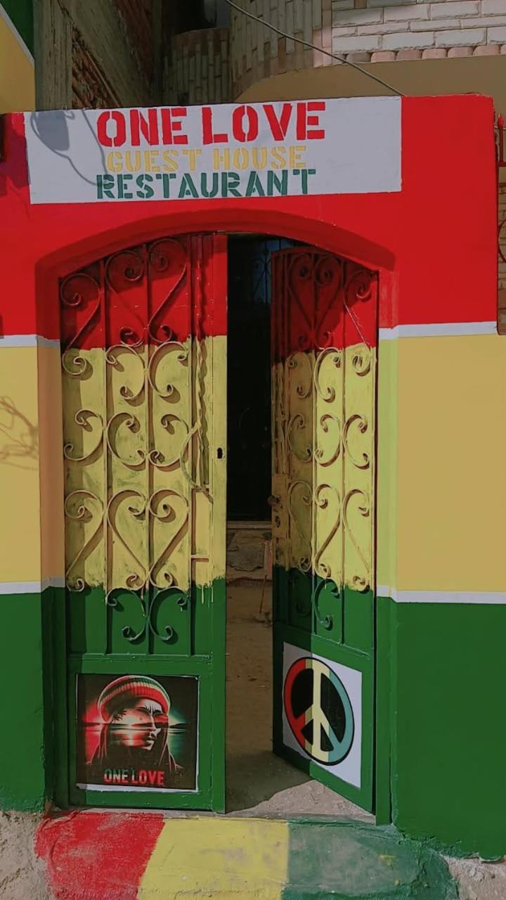 One Love Guesthouse & Restaurant Luksor Zewnętrze zdjęcie