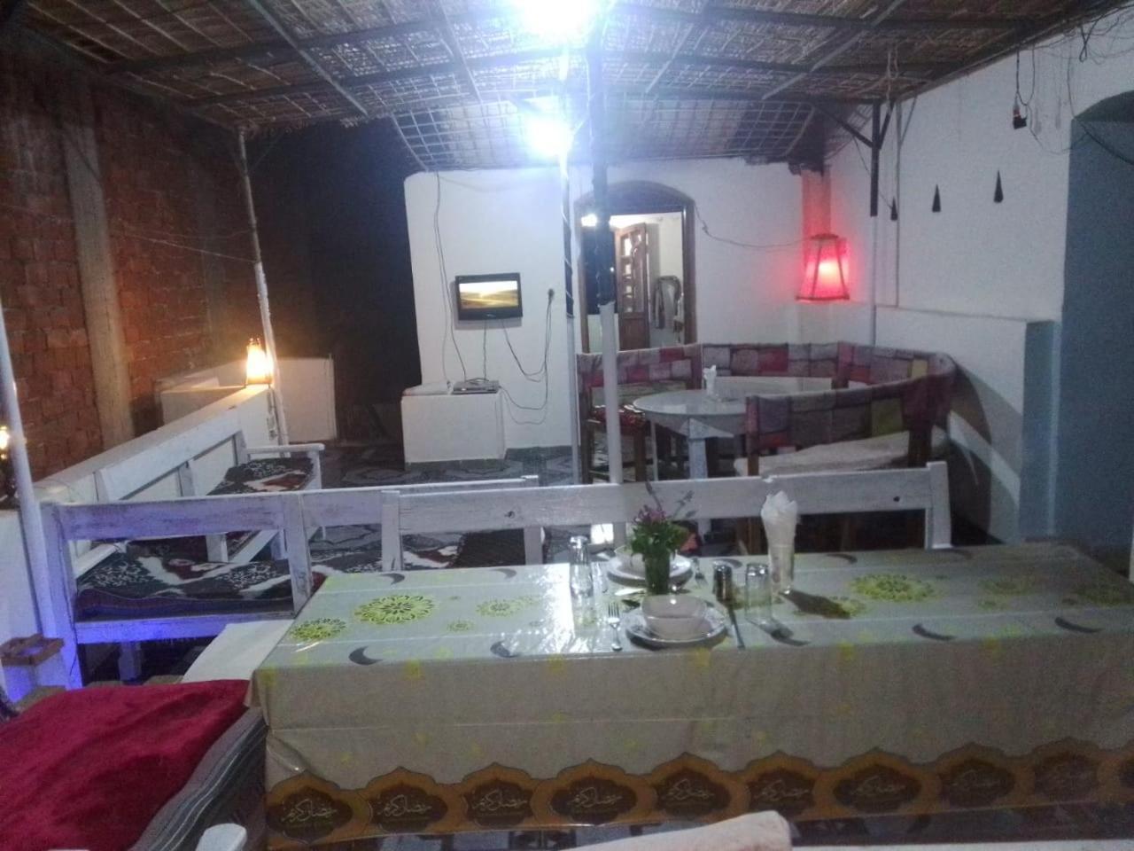 One Love Guesthouse & Restaurant Luksor Zewnętrze zdjęcie